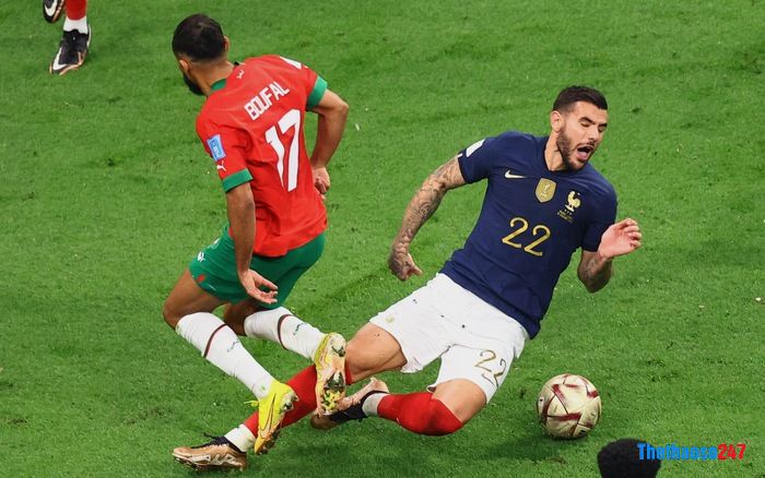 Maroc, World Cup 2022, Boufal vs Theo Hernandez